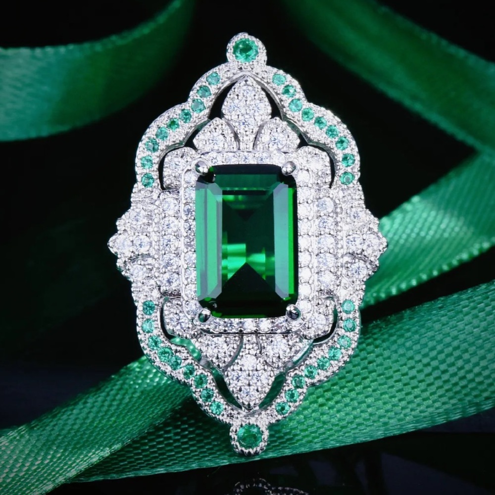 Art Deco Adjustable Green Filigree Statement Ring - Picture 3 of 10